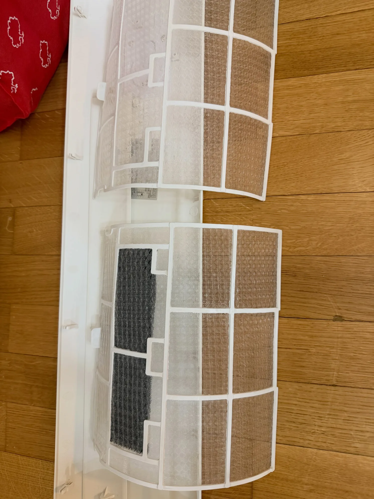 Detaljno očišćeni filteri klime